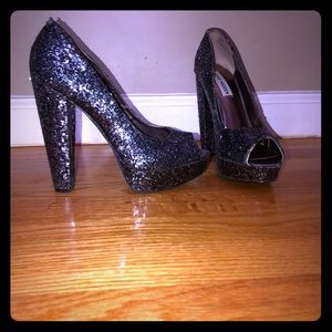 Steve Madden Peep Toe